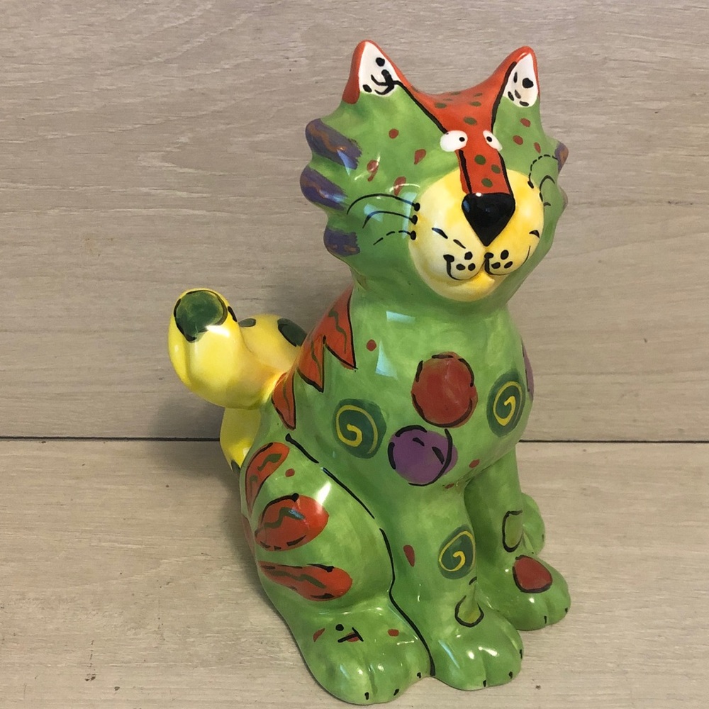 Bella Casa Dottie Dracos by Ganz 7 1/2” Colorful Ceramic Cat Piggy Bank